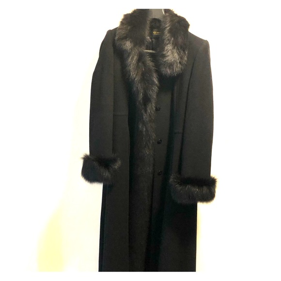 M R APPAREL GROUP EXCLUSIVELY AT NORDSTROM - Picture 1 of 8